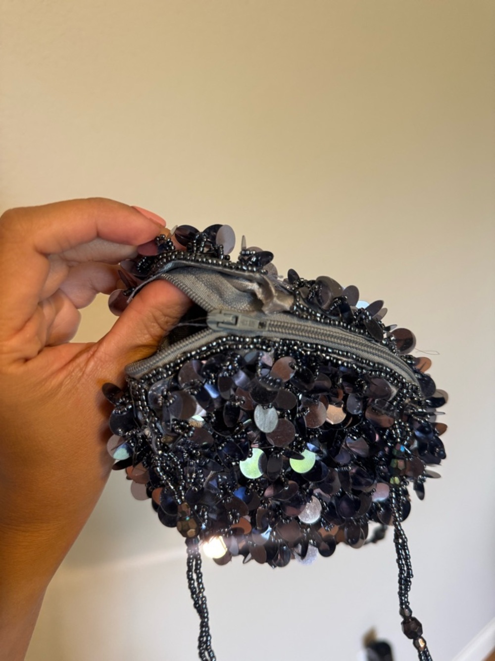 Vintage 90-Y2K | Sequin Beaded round ball shape Evening sequins Bag - Gray/Black - Picture 5 of 6